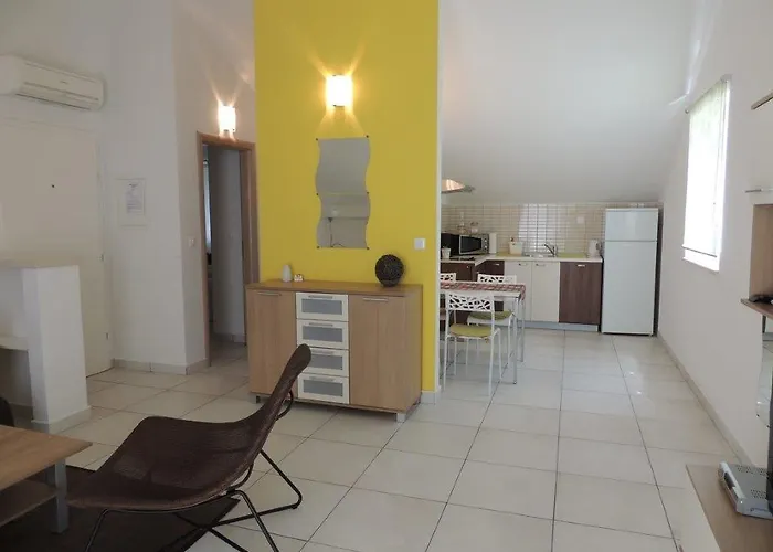 Διαμέρισμα Svi-mi