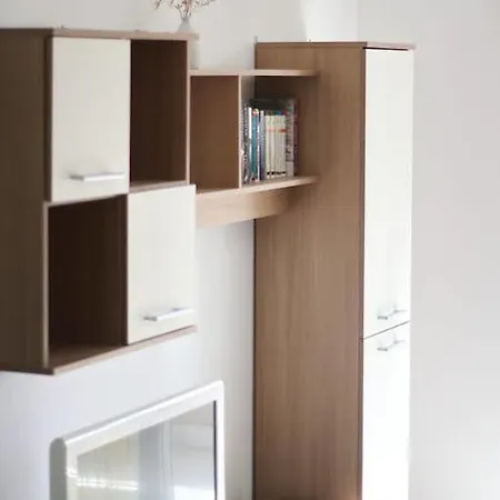 Svi-mi Apartment *