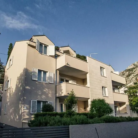 Svi-mi Apartment