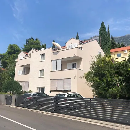 Apartment Svi-mi Gradac (Split-Dalmatia)